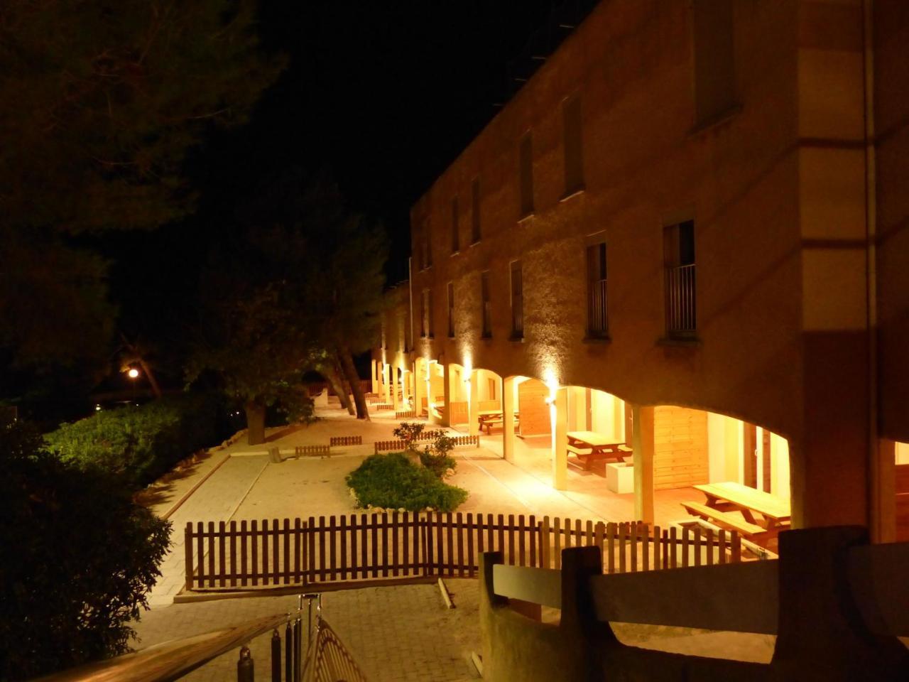 Appartements Des Joncas Martigues Exterior foto